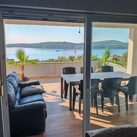 Sanja I Villa