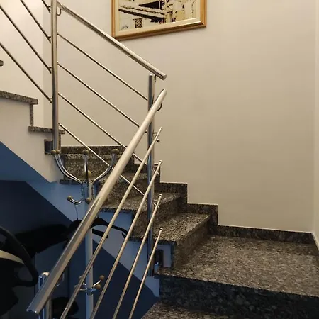 Sanja I فيلة *
